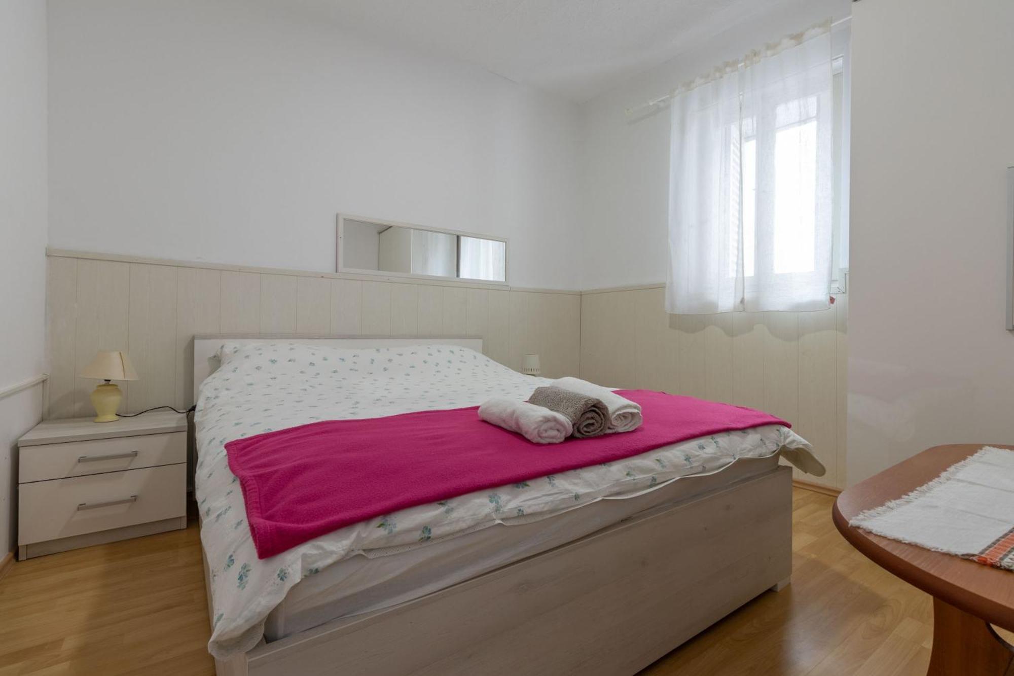 Ulica Dvori Narca 12 Apartment 4+2 Per. Baska  Ngoại thất bức ảnh
